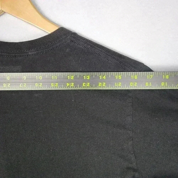 Deadpool Marvel T-Shirt Size Medium Black Graphic Movie EUC‎ - Picture 12 of 14